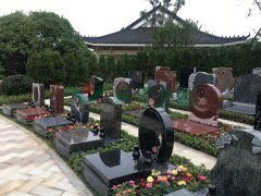艺术墓碑：展示性命的故事，通报永恒的感情