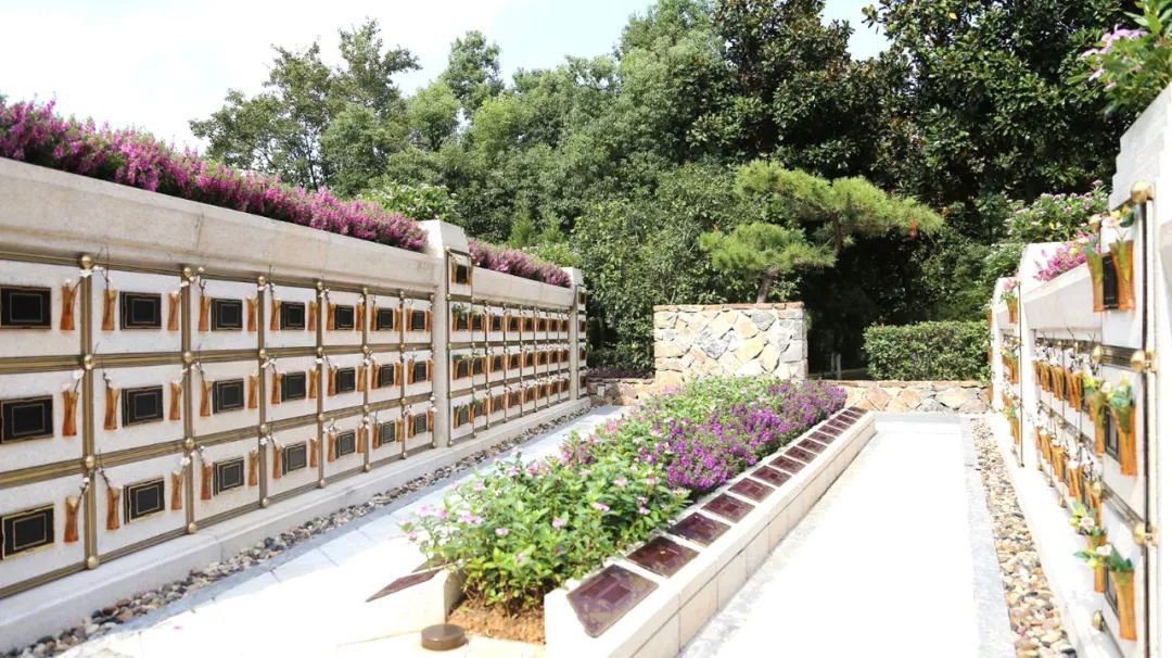 <b>在岳阳大蜀山文化陵寝，与性命温顺对话</b>